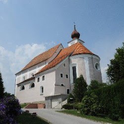 CERKEV SV. TROJICE NA GORCI